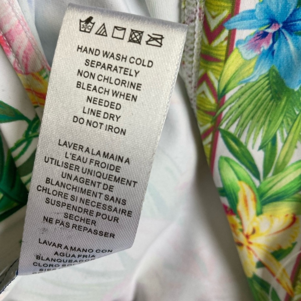 TOMMY BAHAMA RASH GUARD TOP - Picture 5 of 5